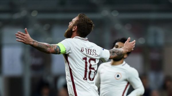 دي روسي يحتفل بهدفه