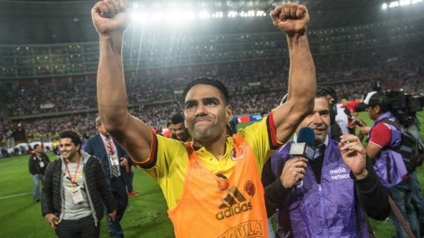 فالكاو يحتفل بتأهل منتخب كولومبيا لمونديال روسيا 2018