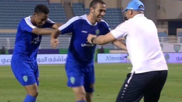 الفتح يتفوق على النصر