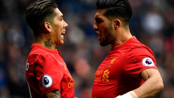 إيمري تشان (يمين) يهنىء فيرمينو بهدفه