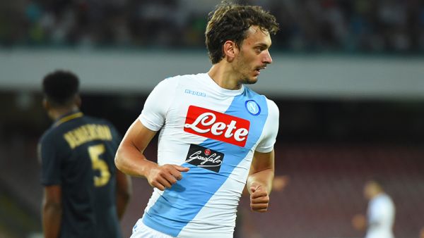 غابياديني يقود نابولي لفوز كاسح