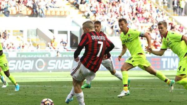 ديولوفيو يواصل التألق رفقة ميلان