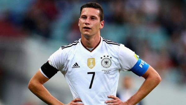 دراكسلر يقود ألمانيا لفوز ثمين