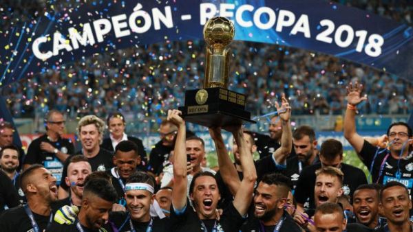 غريميو يظفر باللقب