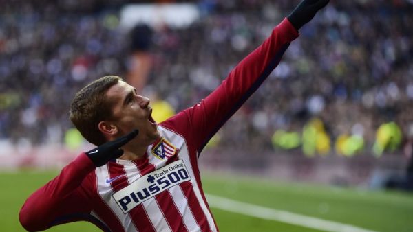 غريزمان يحتفل بهدفه