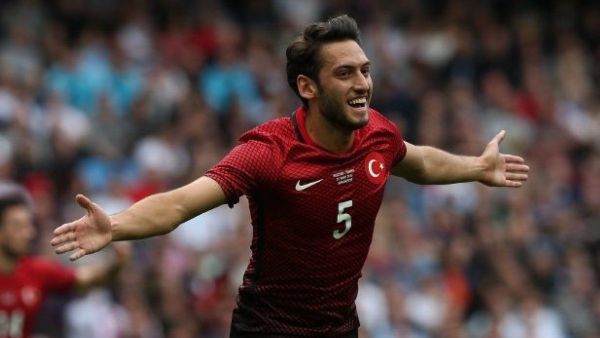 Hakan Calhanoglu