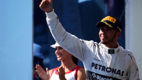Hamilton wins Chinese Grand Prix