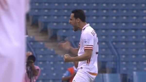 بن يطو يحتفل بهدفه