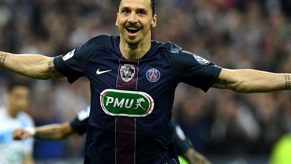 إبراهيموفيتش يودع الباريسي بلقب جديد