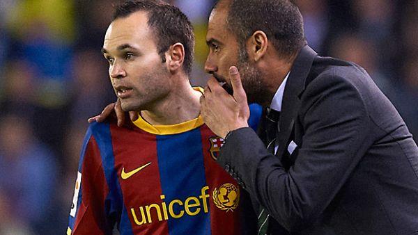 صورة أرشيفية لغوارديولا وإنييستا