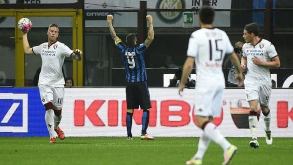 إيكاردي (وسط) يمنح إنتر فوزاً مهماً