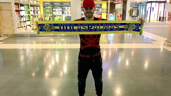 خيسي يرفع وشاح لاس بالماس