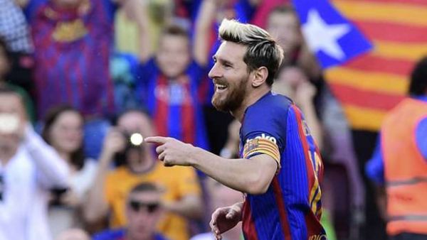 ميسي يعود للتسجيل فوزاً لدى عودته من الإصابة