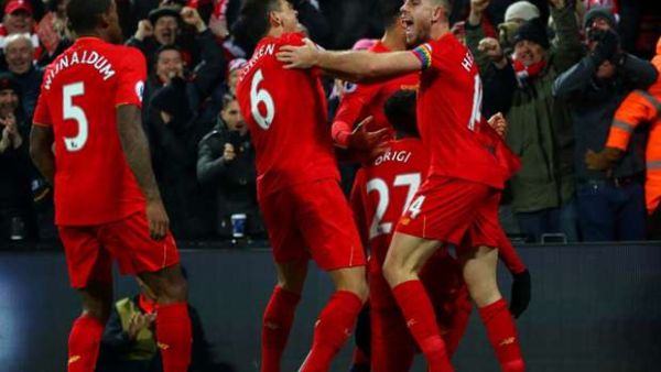 ليفربول يواصل مطاردة تشلسي المتصدر