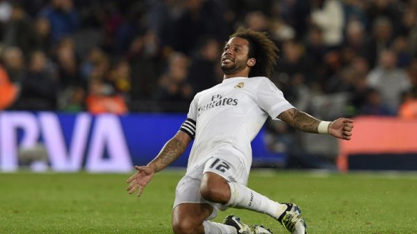 مارسيلو يحتفل خلال المباراة