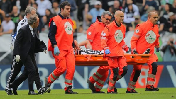 ماركيزيو يغادر الملعب بداعي الإصابة