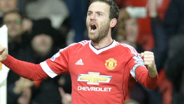 Manchester United transfer news: Red Devils confirm latest signing
