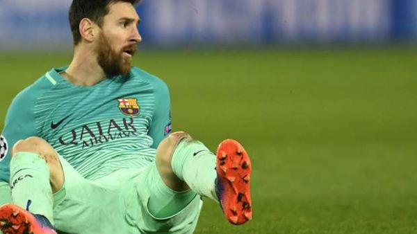 عانى ميسي طوال اللقاء أمام دفاع باريسي صلب