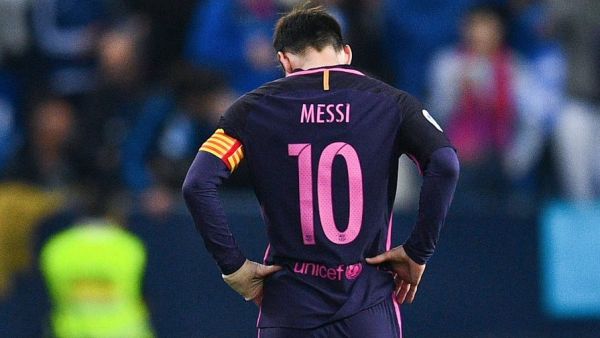 ليونيل ميسي وخيبة الأمل لعدم استغلال تعادل ريال مدريد مع أتلتيكو مدريد في ديربي العاصمة