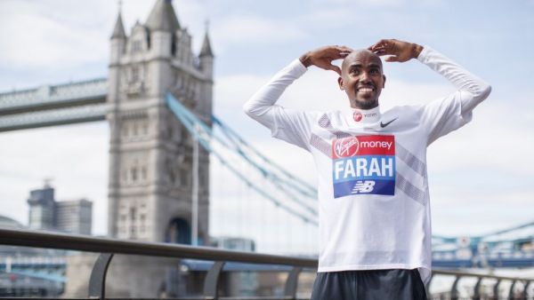 Britain's Mo Farah poses for the media during a photo call for the London marathon near Tower Bridge in London on April 17, 2018.
Tolga AKMEN / AFP