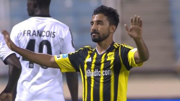 الناظري يحتفل بهدفه الشخصي الثاني