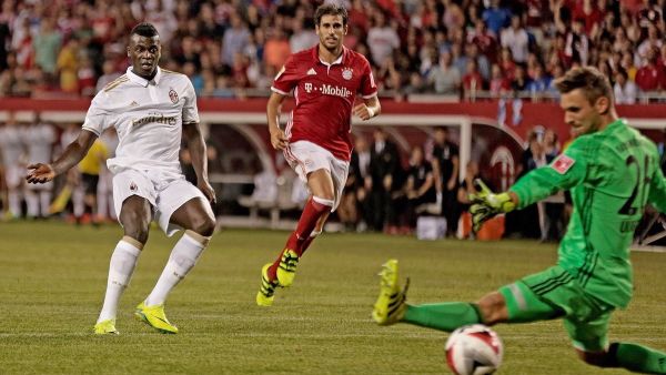 نيانغ يسدد مسجلاً هدف ميلان الأول