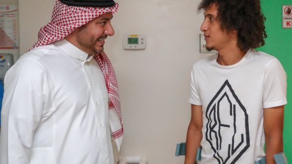 Amoori injured his knee while playing for Al Hilal against Al Shabab during a Saudi League match (Photo: Al Hilal official Twitter account)