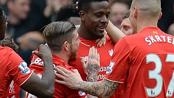 أوريغي (وسط) يقود الريدز لفوز مهم