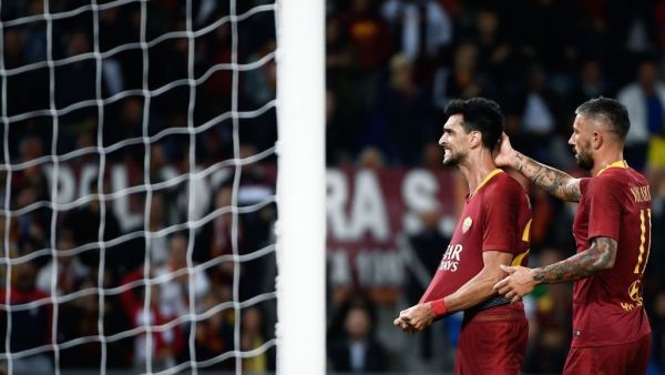 باستوري يحتفل بهدفه