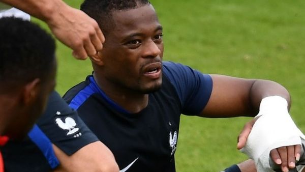 إيفرا بعد تعرضه للإصابة