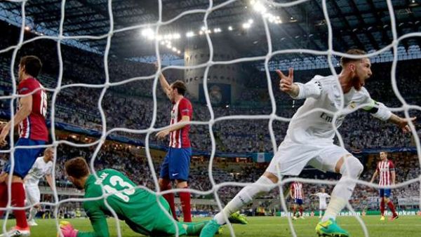 راموس يحتفل بهدفه