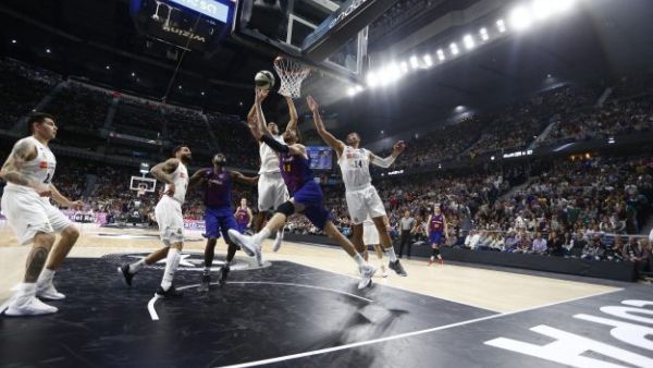 من لقاء العملاقين