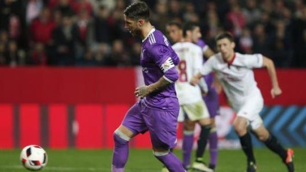 راموس يسجل بالخطأ في مرمى فريقه