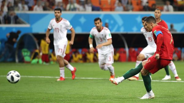 رونالدو يهدر ركلة جزاء للبرتغال