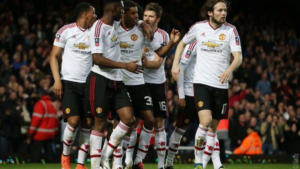 مانشستر يونايتد يسعى لتعويض خيبته في الدوري المحلي