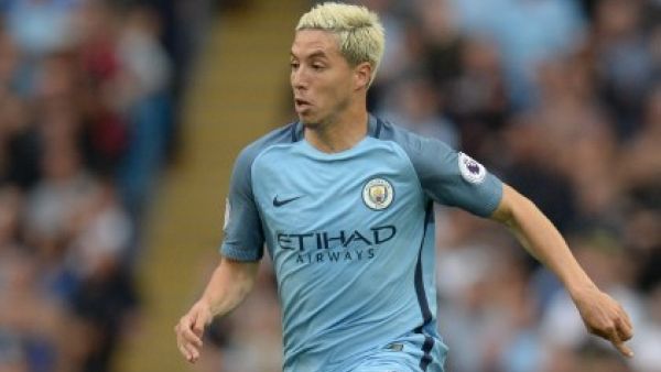 The French midfielder was close to a move to Turkish side Besiktas but will instead spend the season at Jorge Sampaoli's men