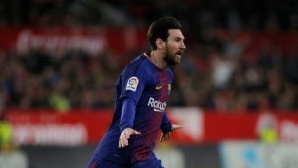 ميسي ينقذ برشلونة