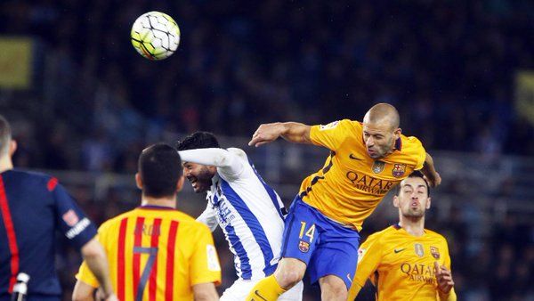 لاعبو سوسييداد يحتفلون بالهدف الأول