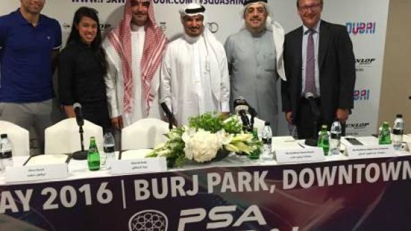 Mohammad El Shorbagy, left, the World No.1, poses with Abdul Aziz Al Bannai, second from right, President UAE Squash Association (source: Gulf News)