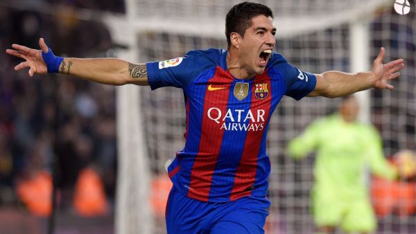 سواريز يحتفل بهدفه