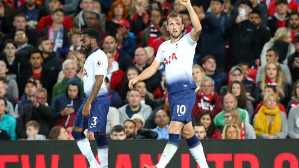 كاين يحتفل بهدفه