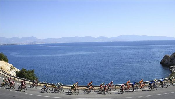 20 teams from across the world will compete in 950-km, 6-stage tour (Photo: Anadolu Agency)