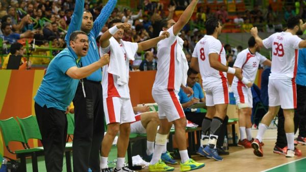Tunisia celebrates scoring during the men's preliminaries Group A handball match Tunisia vs Qatar for the Rio 2016 Olympics Games at the Future Arena in Rio on August 11, 2016.
Ed JONES / afp