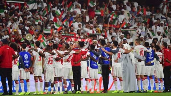 The host nation's title dreams were kept alive through a united team effort