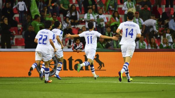  Eldor Shomurodov scored twice as Uzbekistan's excellent first-half display secured a comfortable win over Turkmenistan on Sunday. 