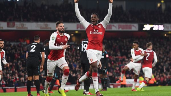 ويلبيك يحتفل بهدفه