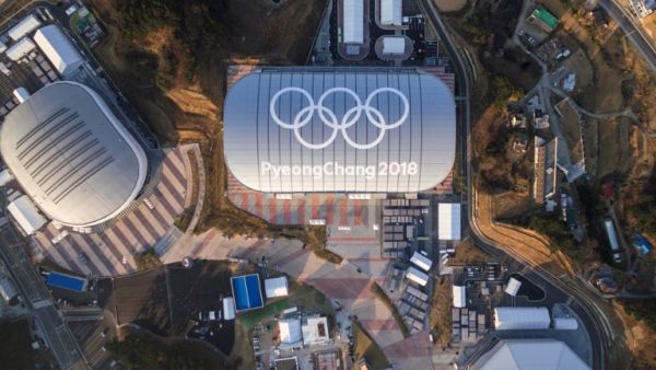This picture taken on December 28, 2017 in Gangneung shows venues for the 2018 Pyeongchang Winter Olympics including Gangneung Ice Arena (L), Gangneung Oval (C) and Gangneung Hockey Centre (bottom R). Thousands of avid speed skating fans will pack the futuristic Gangneung Oval for the Olympic tournament next month. But afterwards one suggestion is for the cavernous steel-grey structure to host frozen fish.
Yelim LEE / AFP
This picture taken on December 28, 2017 in Gangneung shows venues for the 2018 Pyeongchang Winter Olympics including Gangneung Ice Arena (L), Gangneung Oval (C) and Gangneung Hockey Centre (bottom R). Thousands of avid speed skating fans will pack the futuristic Gangneung Oval for the Olympic tournament next month. But afterwards one suggestion is for the cavernous steel-grey structure to host frozen fish.
Yelim LEE / AFP