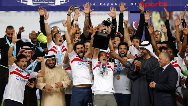 Zamalek's players celebrate after winning the Egyptian Super Cup football match against Al-Ahly, on February 10, 2017, at Sheikh Mohammed Bin Zayed stadium in Abu Dhabi.
KARIM SAHIB / AFP