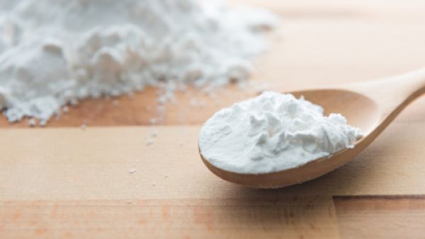 النشا والخلطات التي تُصنع منه من أفضل الخلطات للبشرة الدهنيّة