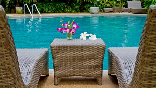 حمامات السباحه أصبحت الآن من متطلبات كل منزل عصري حمامات السباحه أصبحت الآن من متطلبات كل منزل عصري